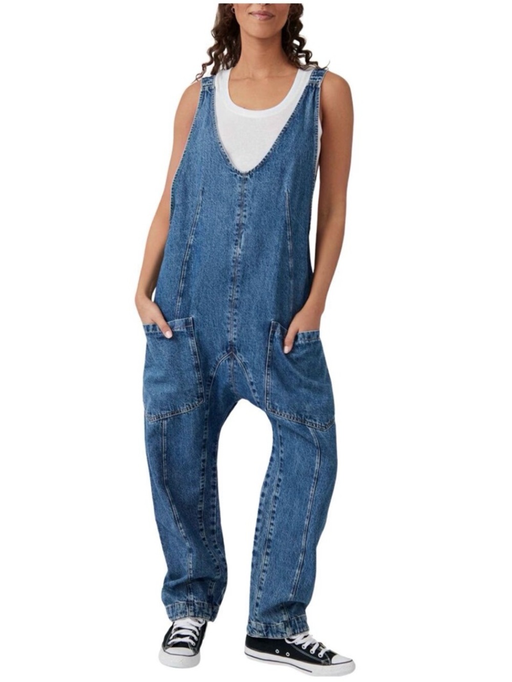 We The Free High Roller Med. Wash Denim Size XS - Fits Oversized!!